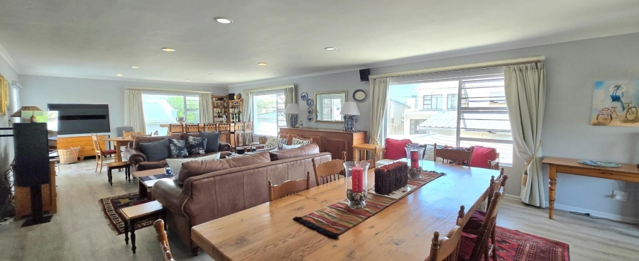 5 Bedroom Property for Sale in Franskraal Western Cape